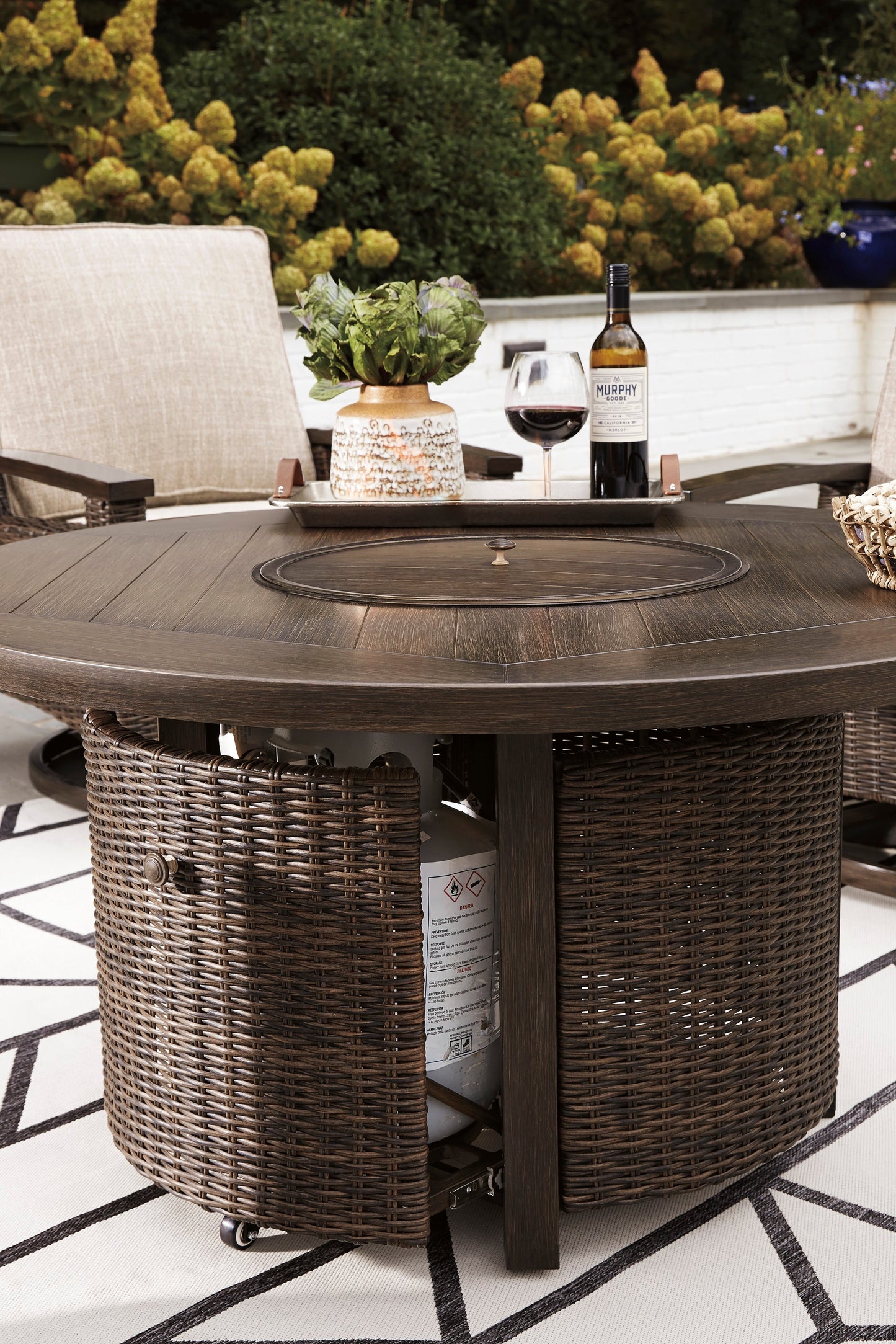 Paradise Trail Round Firepit Table