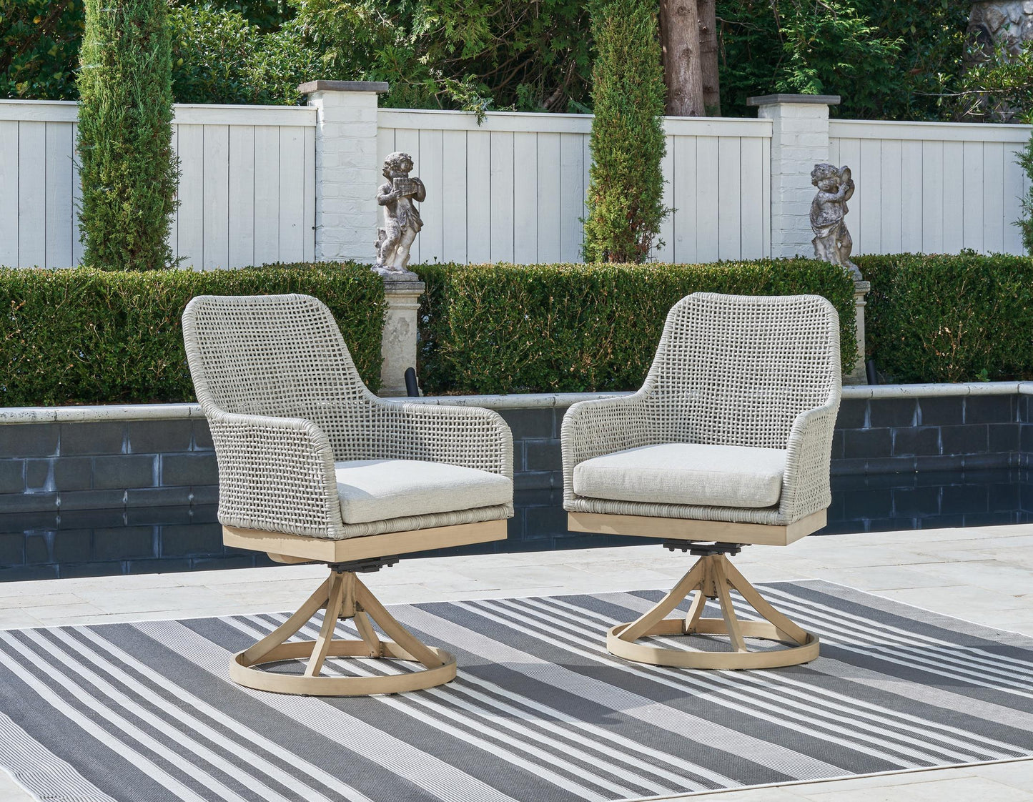 Seton Creek Outdoor Swivel Dining Chair (Set Of 2)
