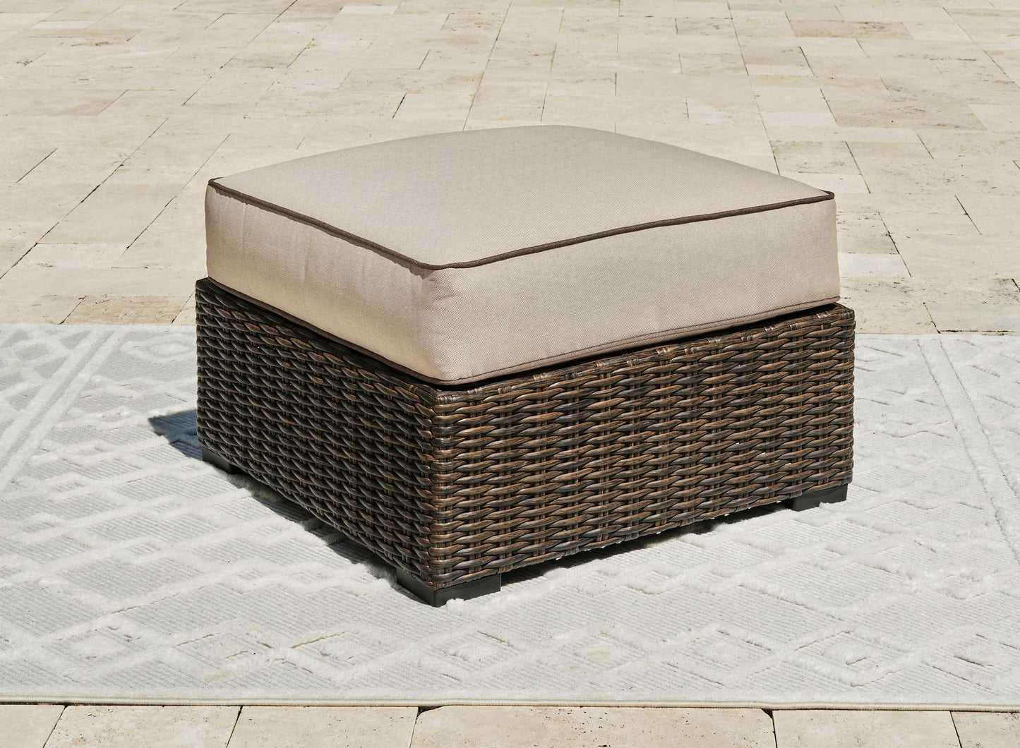 Coastline Outdoor Ottoman with Cushion