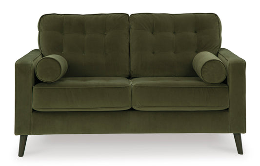 Reveon Lakes Loveseat