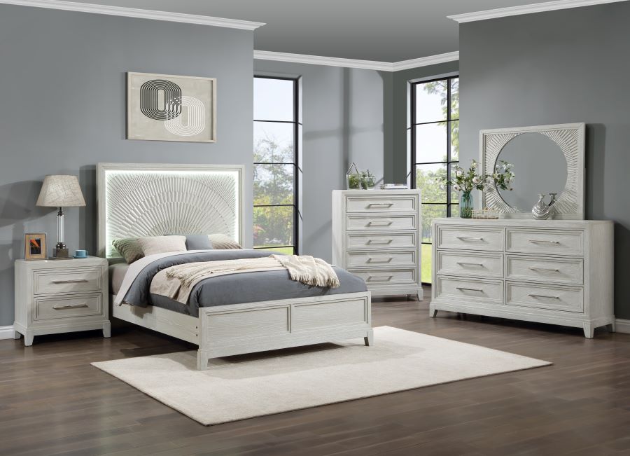 Everly Queen Bed