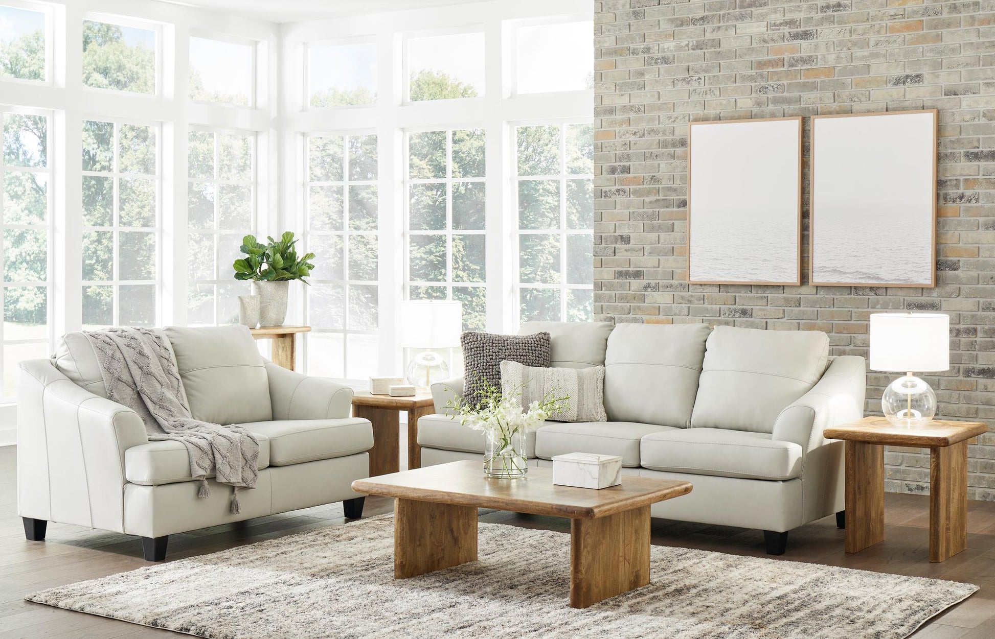 Genoa Loveseat