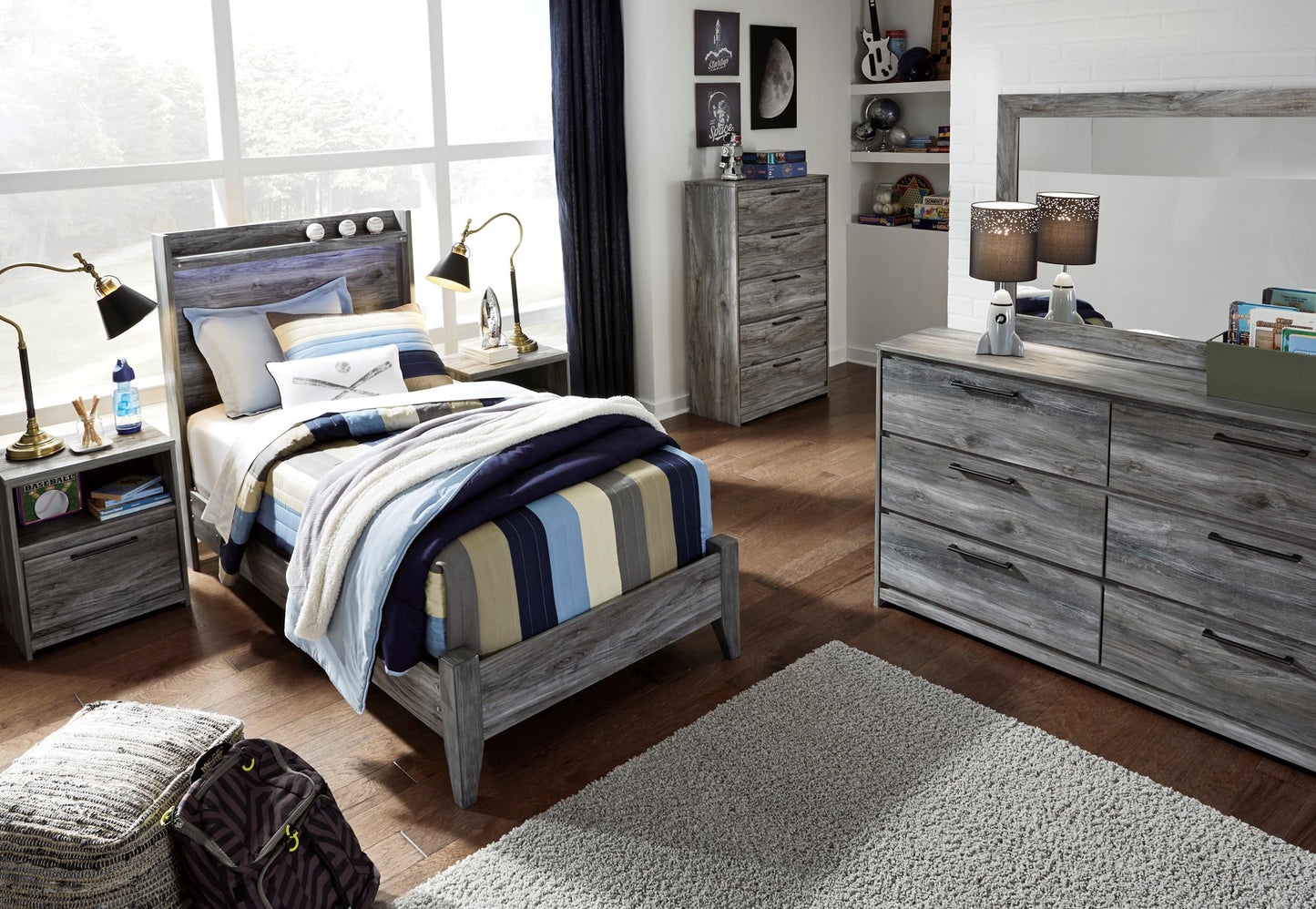 Baystorm 3-Piece Panel Bedroom Set