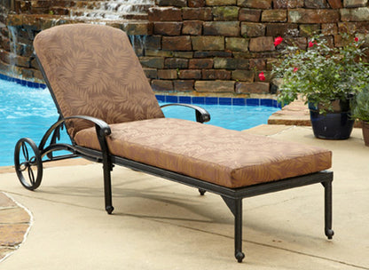 Capri Outdoor Chaise Lounge