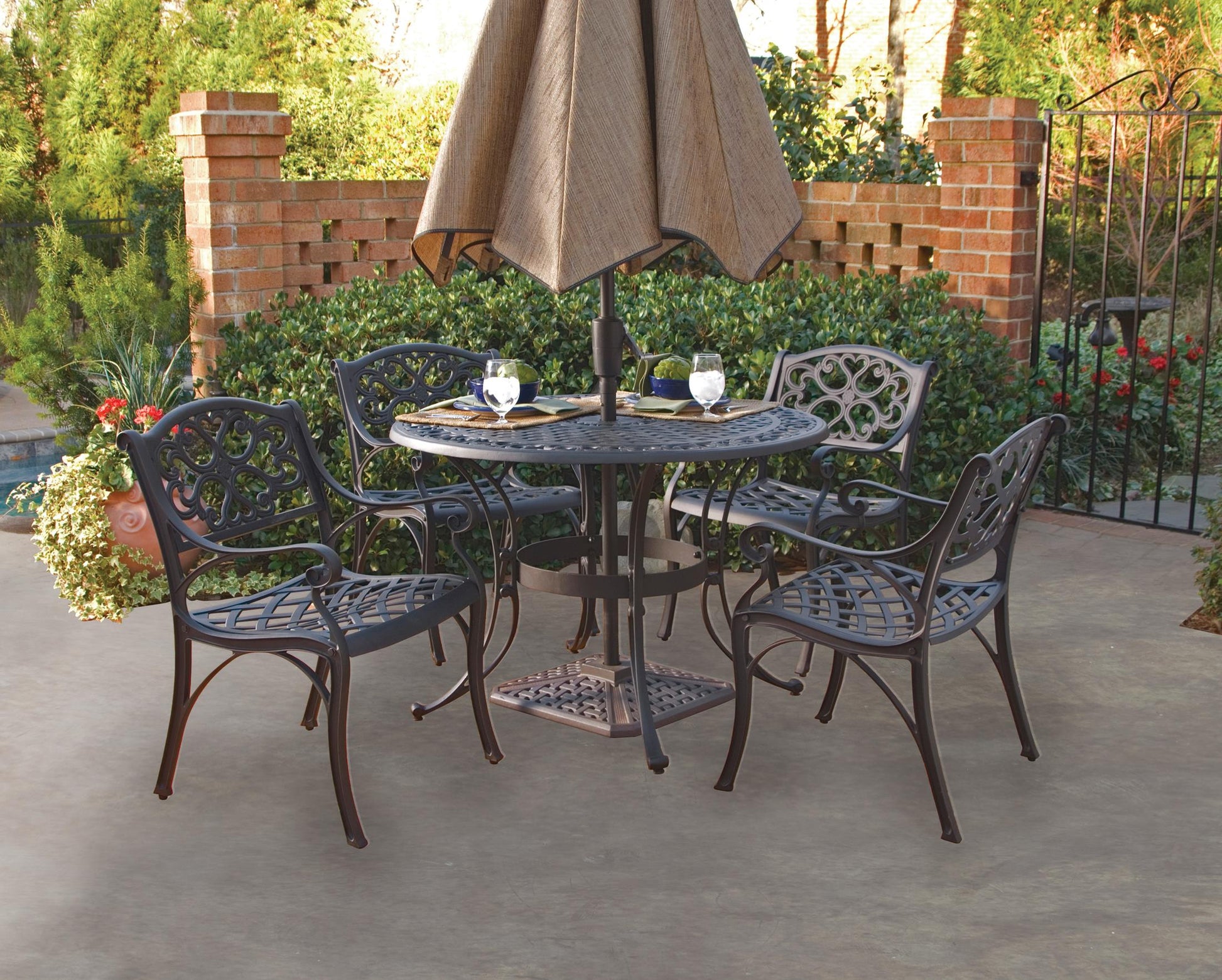 Sanibel Outdoor Dining Table