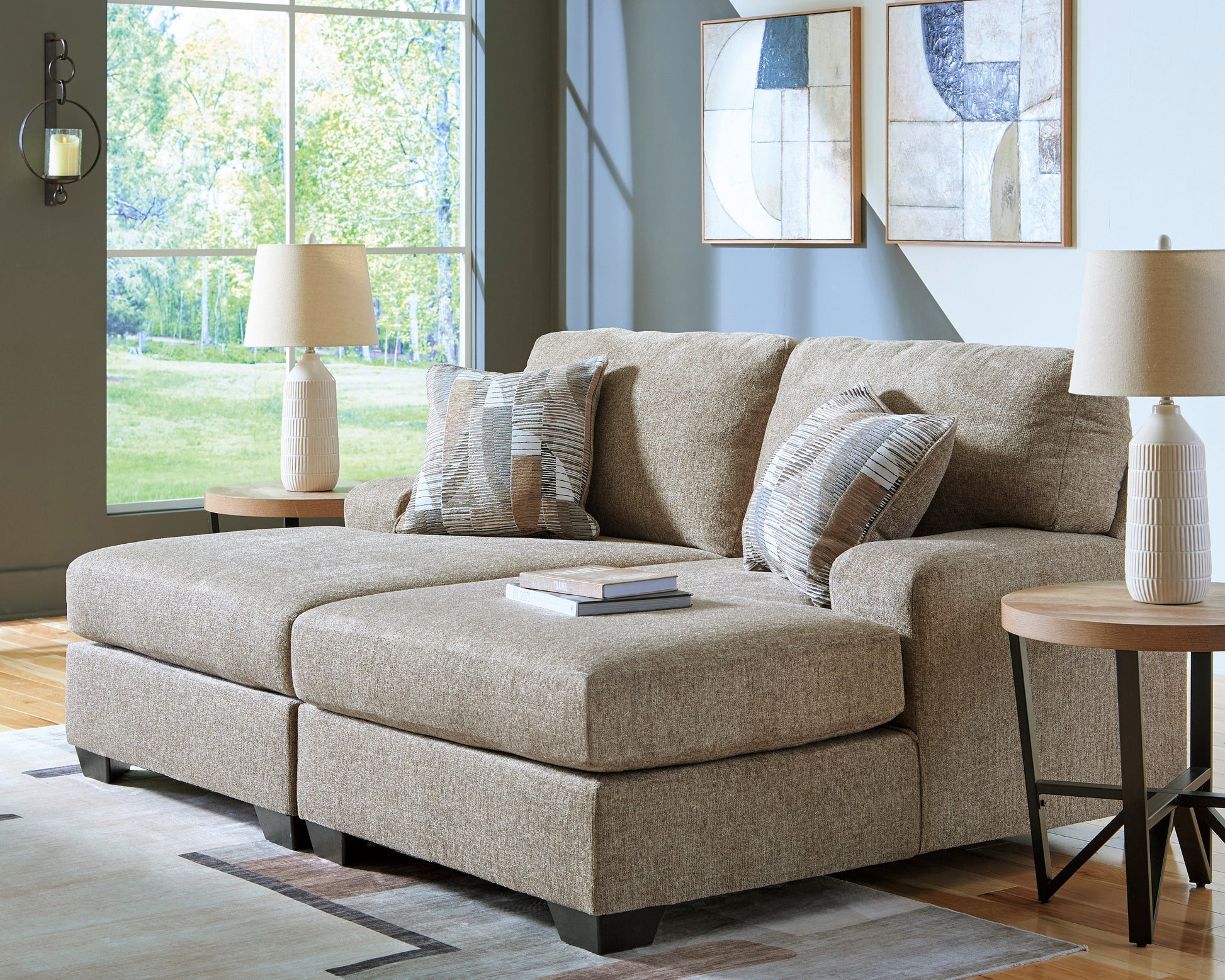 Newellen 2-Piece Super Chaise Hemp