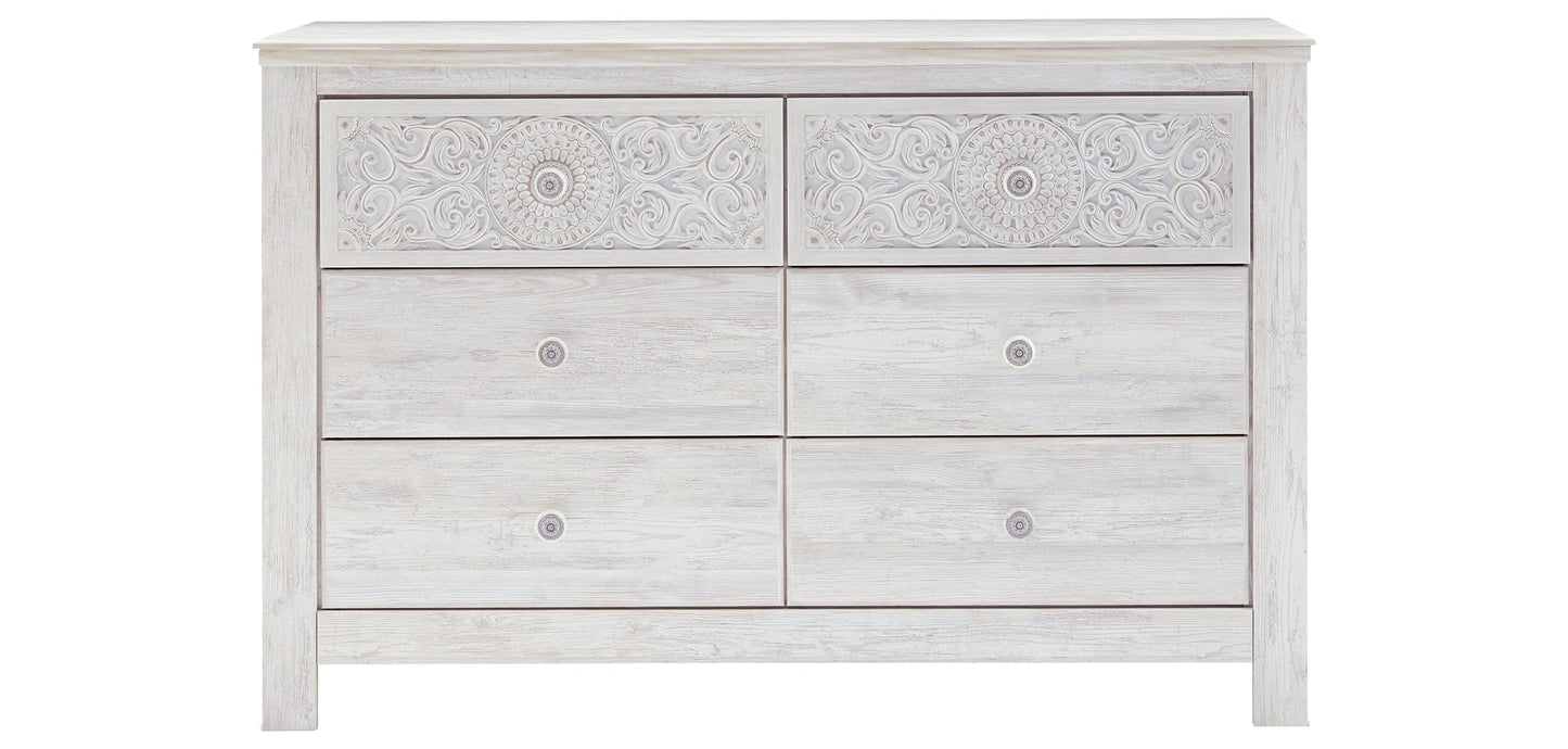 DRESSER