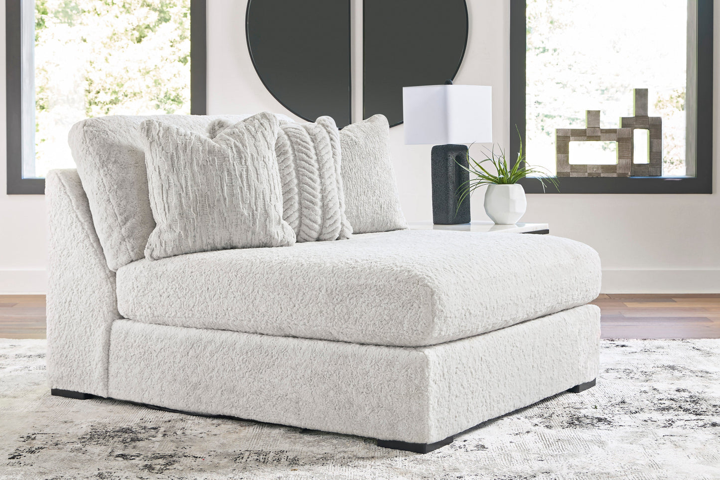 Snodoodle Oversized Armless Chaise