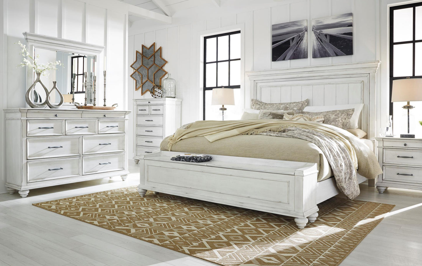 Kanwyn Queen Panel Bed With Storage Bench