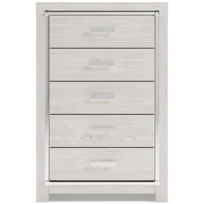 Altyra 4-Piece Full Bedroom Set With Chest