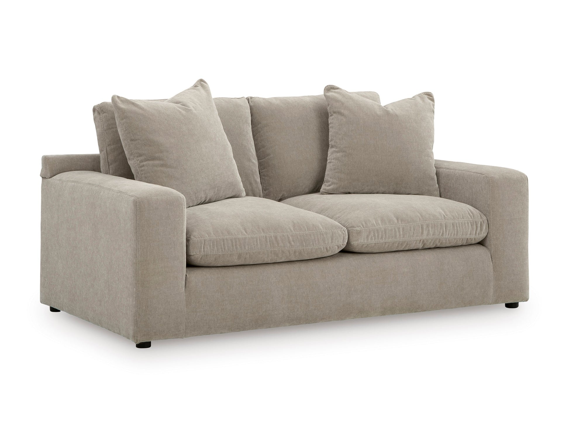 Maxton Heights Loveseat