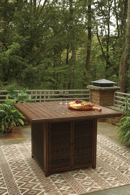 Paradise Trail Outdoor Dining Table with Fire Pit