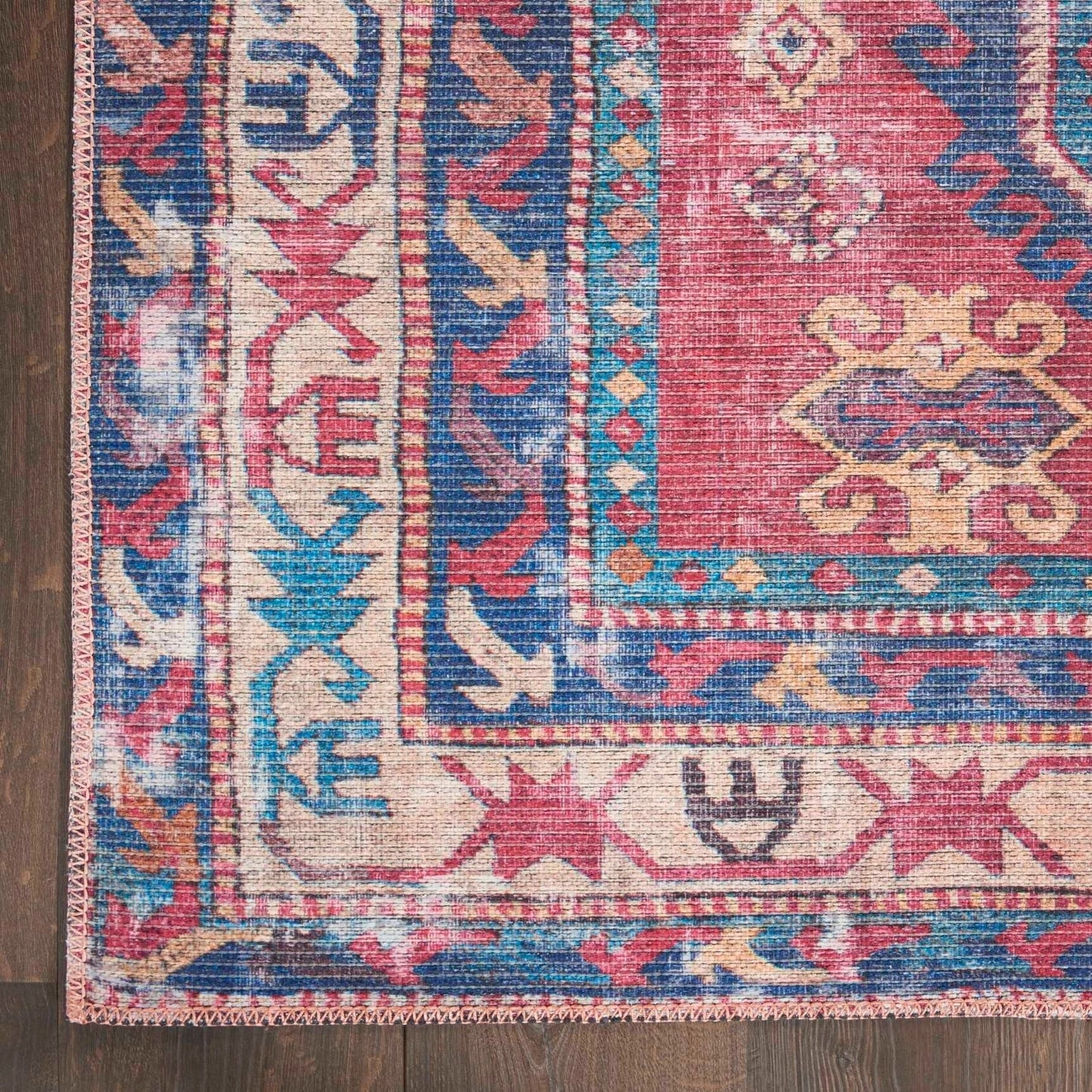 NC1 Washable 5'3" x 7'3" Rug