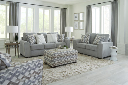 Lemington Loveseat