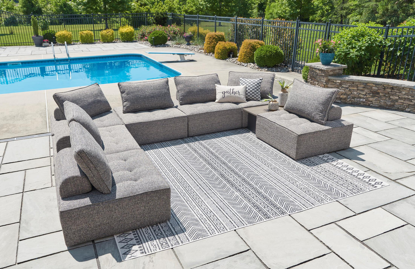 Bree Zee 8-Piece Outdoor Modular Seating