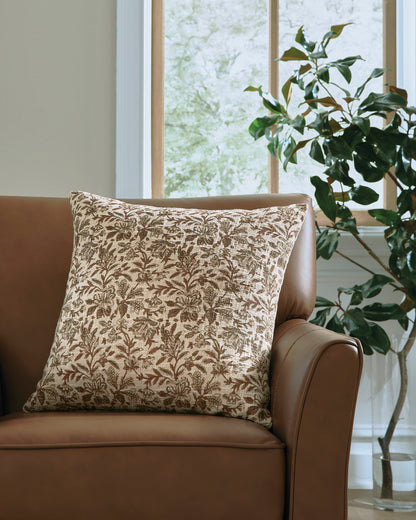 Altmontner Pillow
