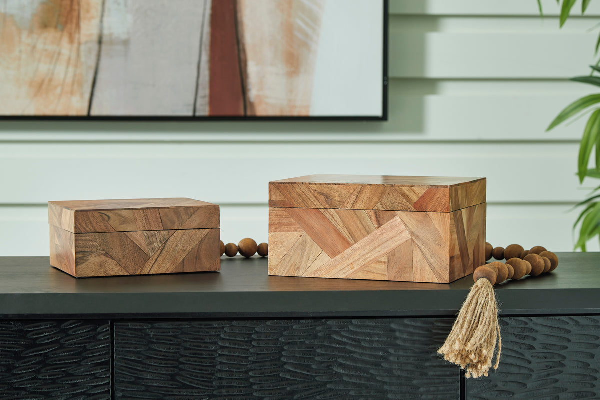 Set of 2 wooden storage boxes with geometric wood-pattern lids