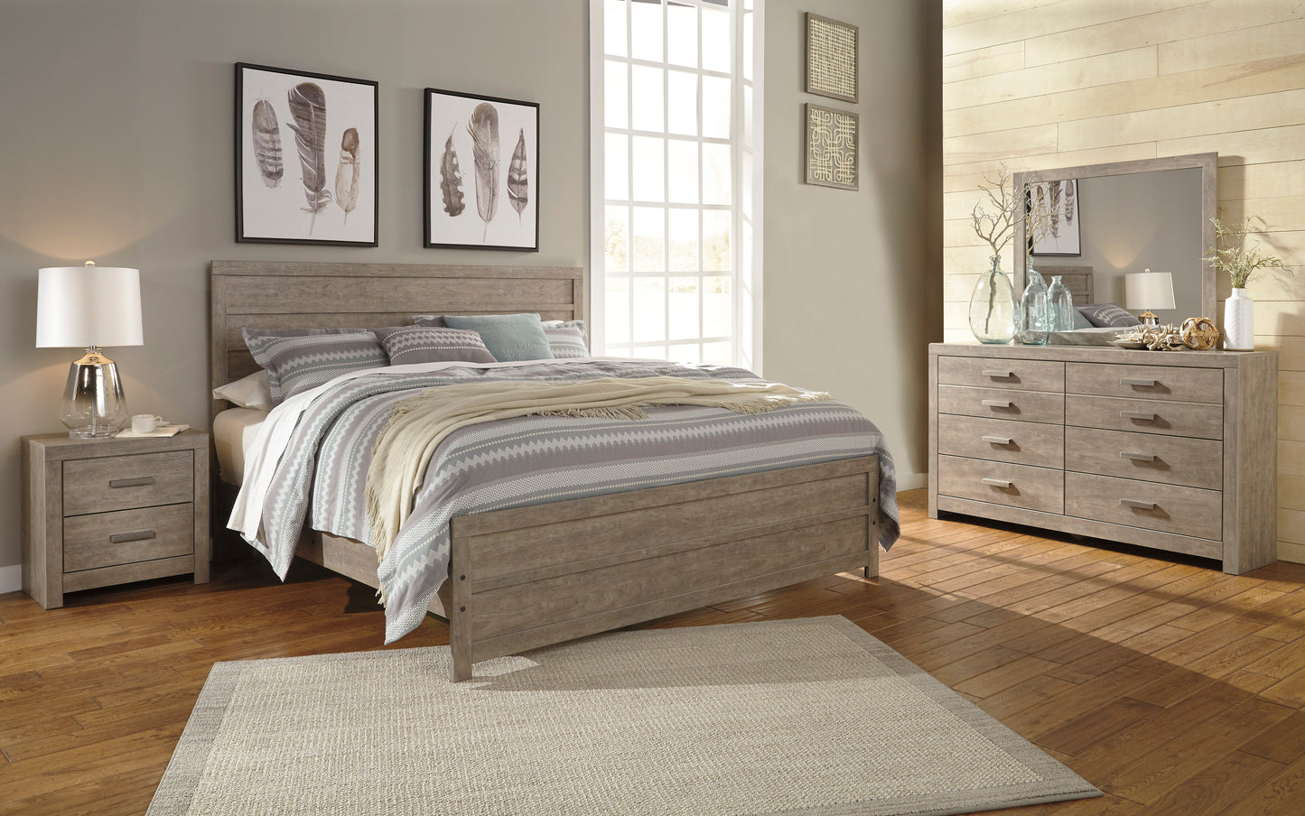 Culverbach 3-Piece King Panel Bedroom Set