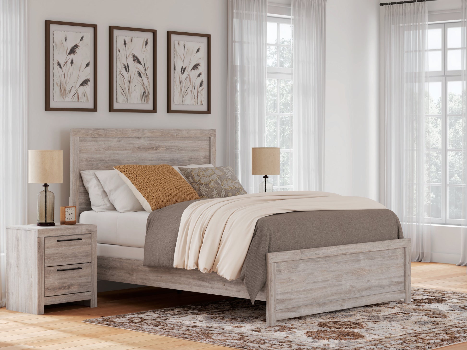 Jonnifer Queen Panel Bed