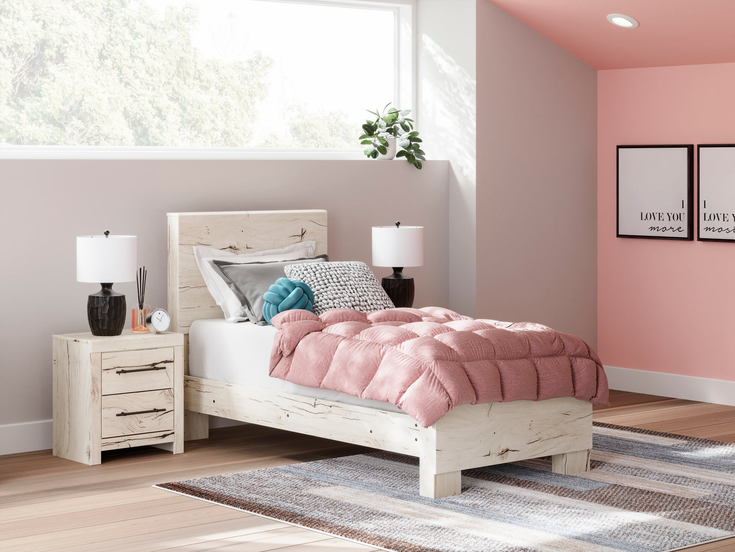 Lawroy Panel Bed