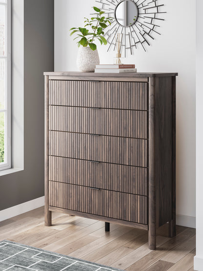 Cadmori Wide Chest of Drawers