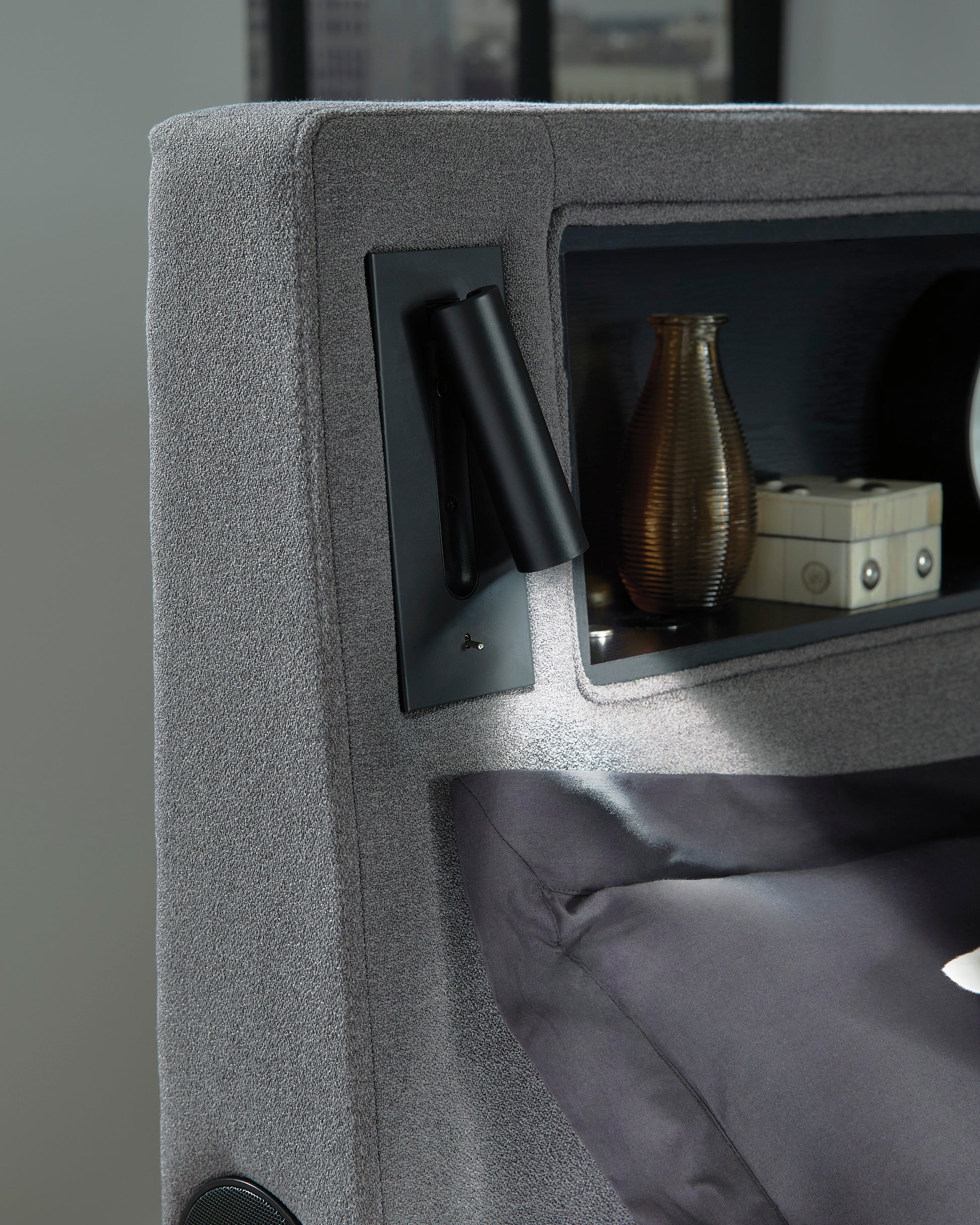 Cayberry Upholstered Bed