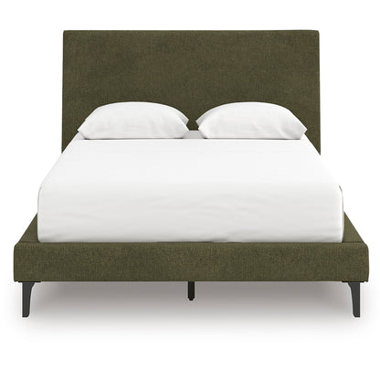 Zadilyn Upholstered Bed