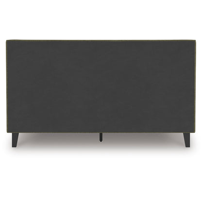 Zadilyn Upholstered Bed