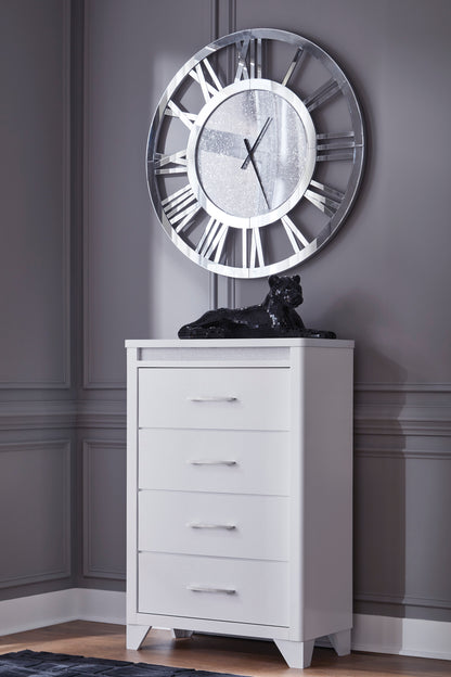 White 4-drawer chest of drawers with slim metal pulls and tapered legs