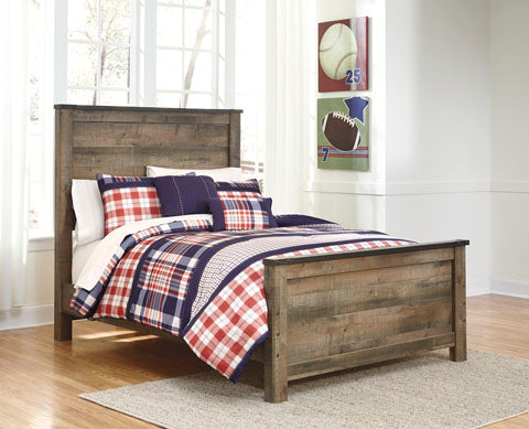 Trinell Panel Bed