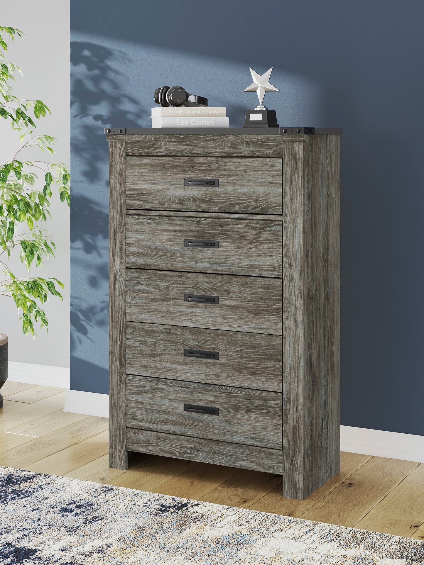 Frandern Chest of Drawers