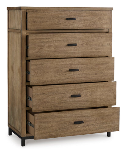Tomtyn Chest of Drawers