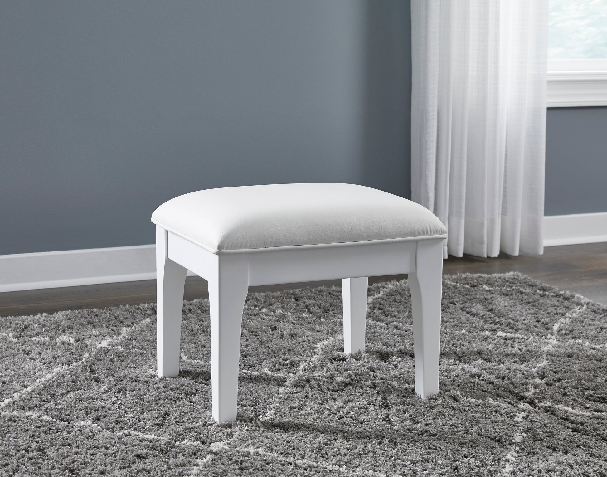 Chalanna Vanity Stool