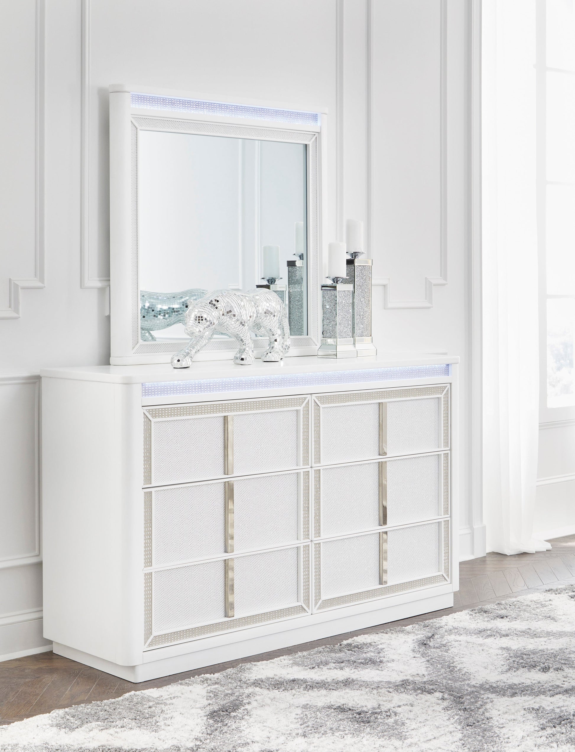 Chalanna Dresser And Mirror