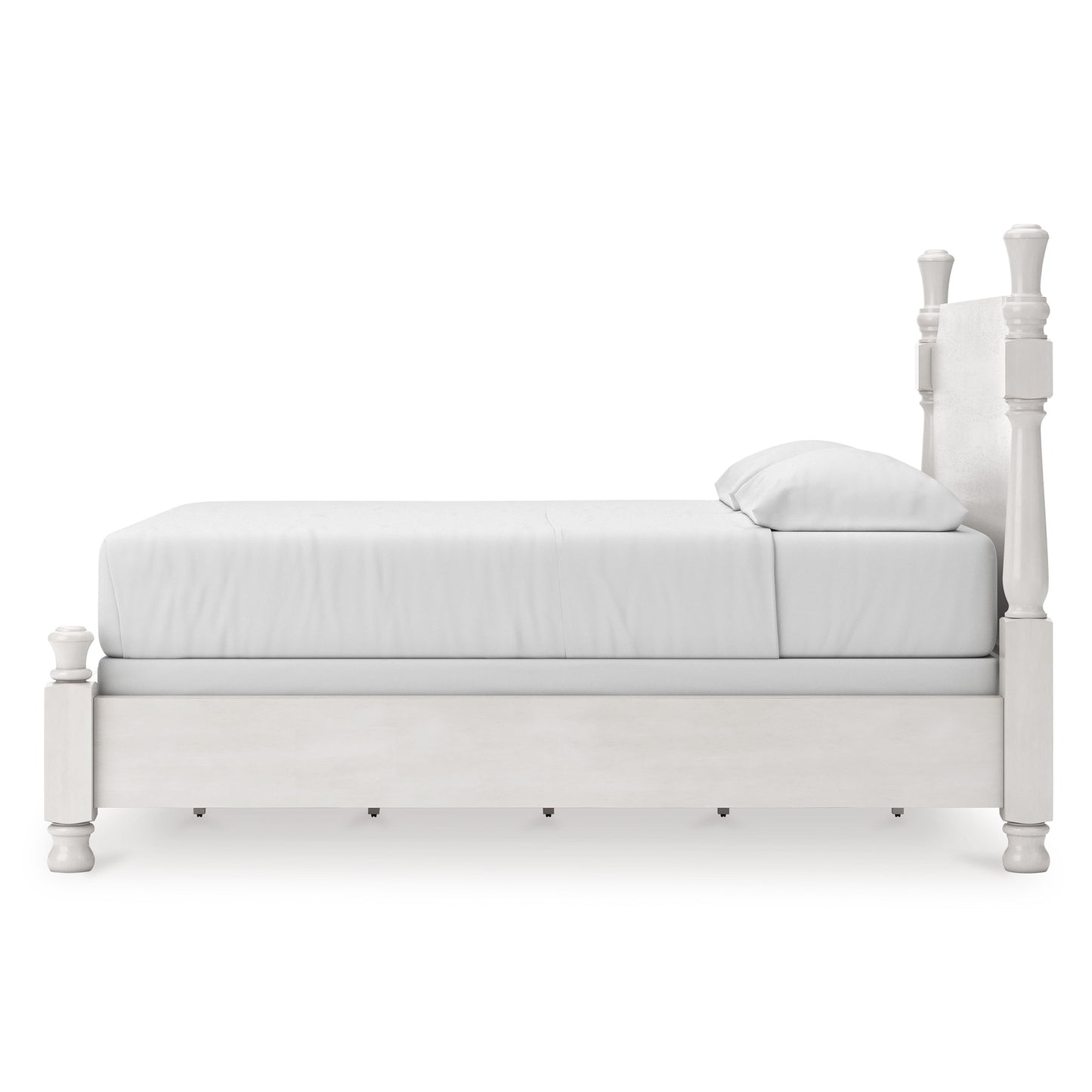 Chadworth King Poster Bed