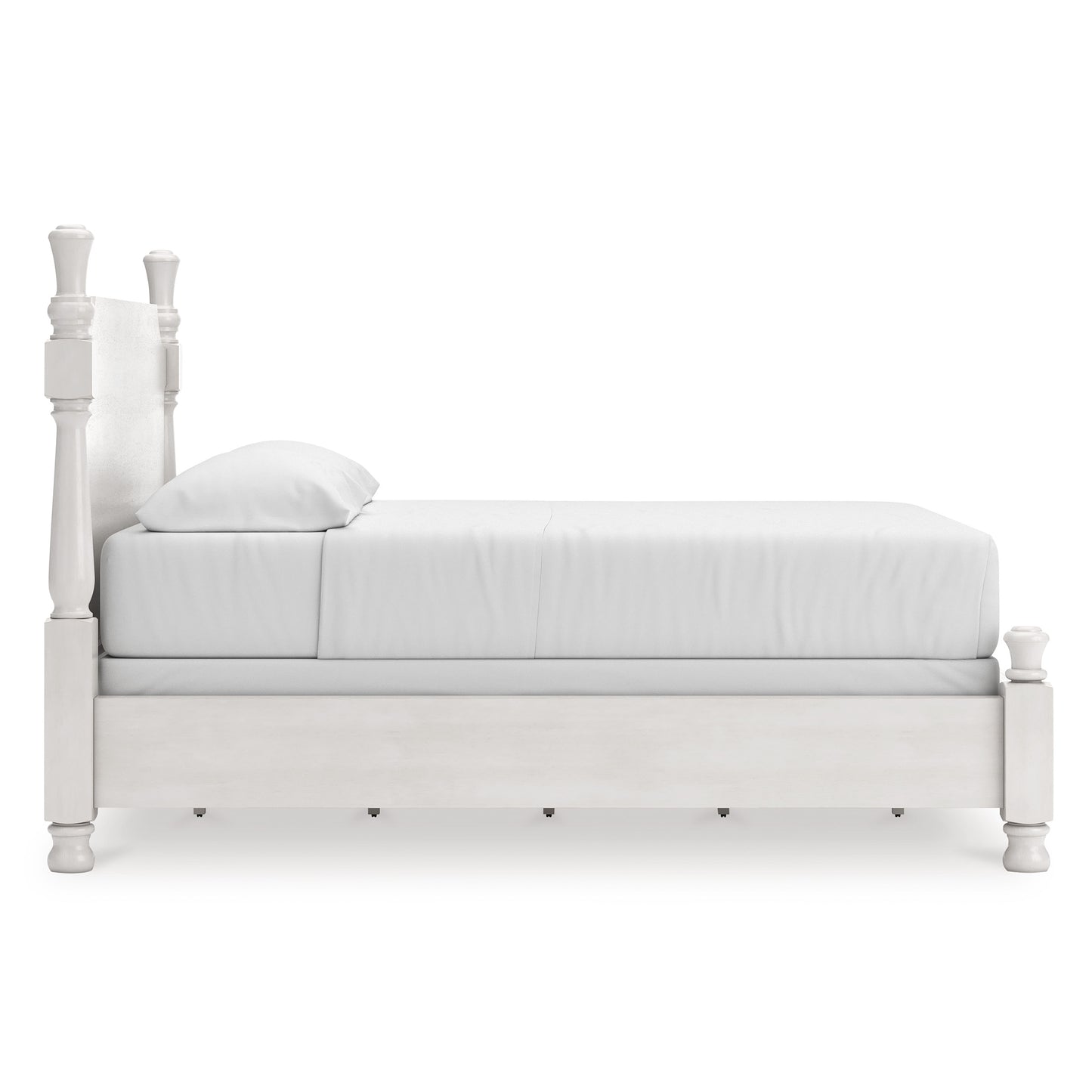 Chadworth King Poster Bed