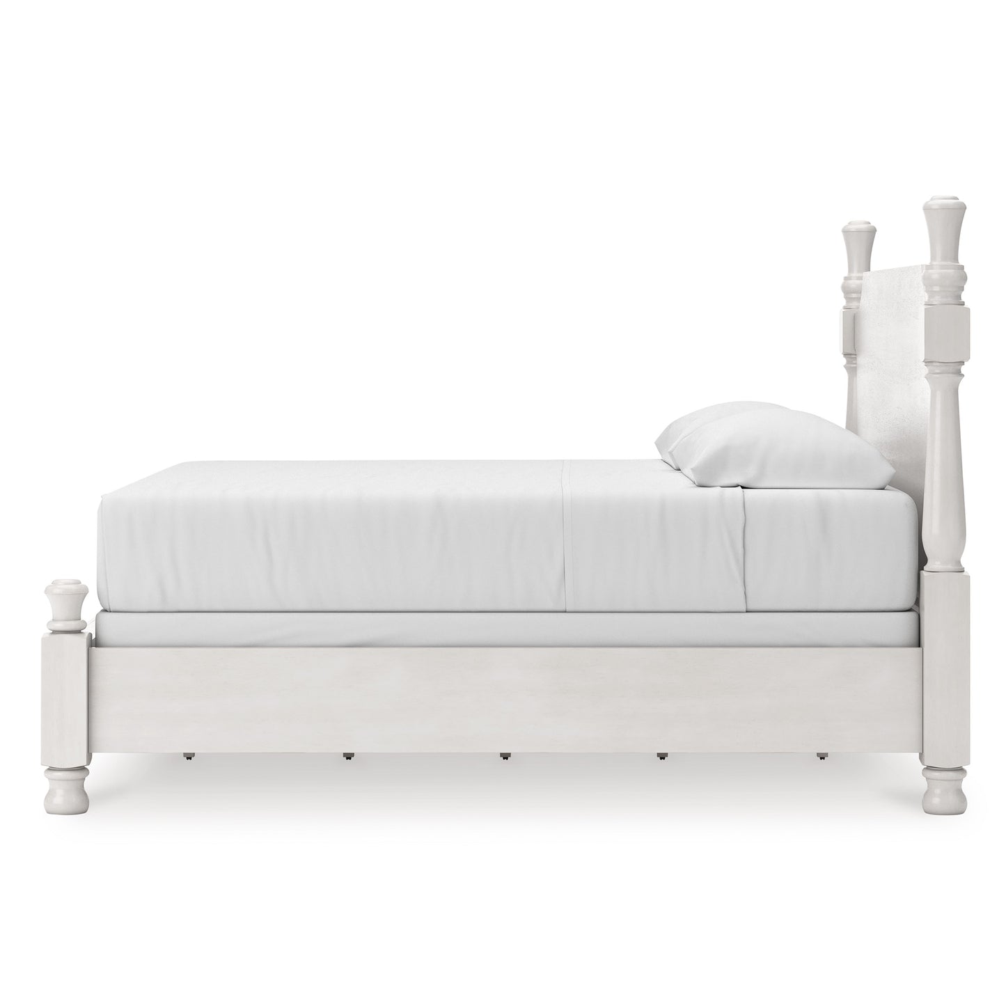 Chadworth California King Poster Bed