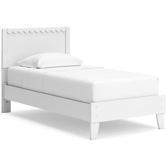 Hallityn Panel Platform Bed