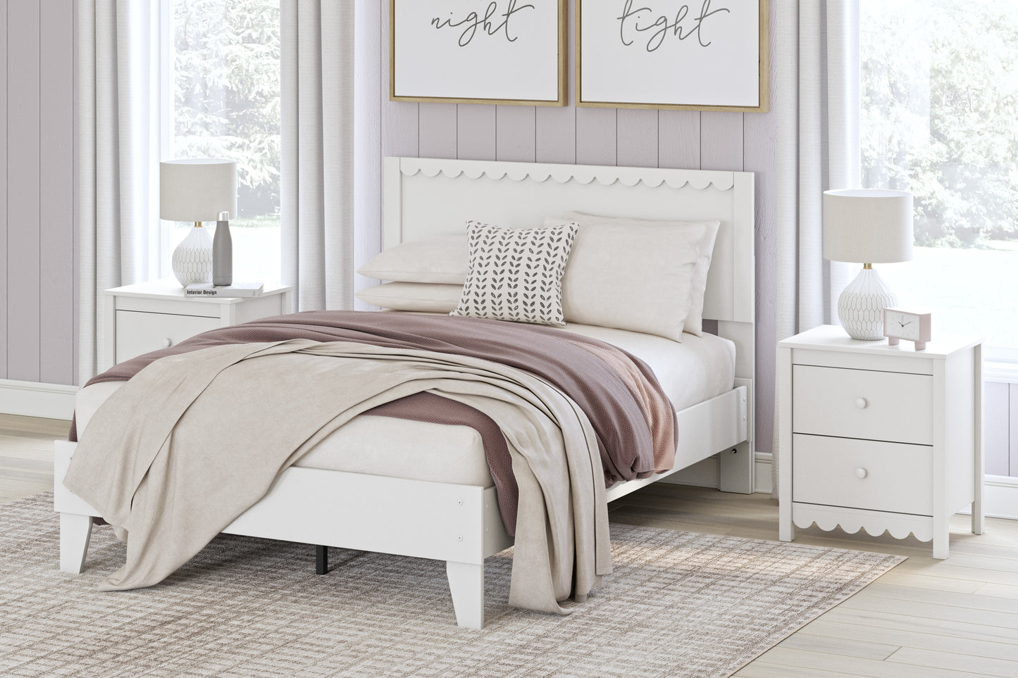 Hallityn Panel Platform Bed