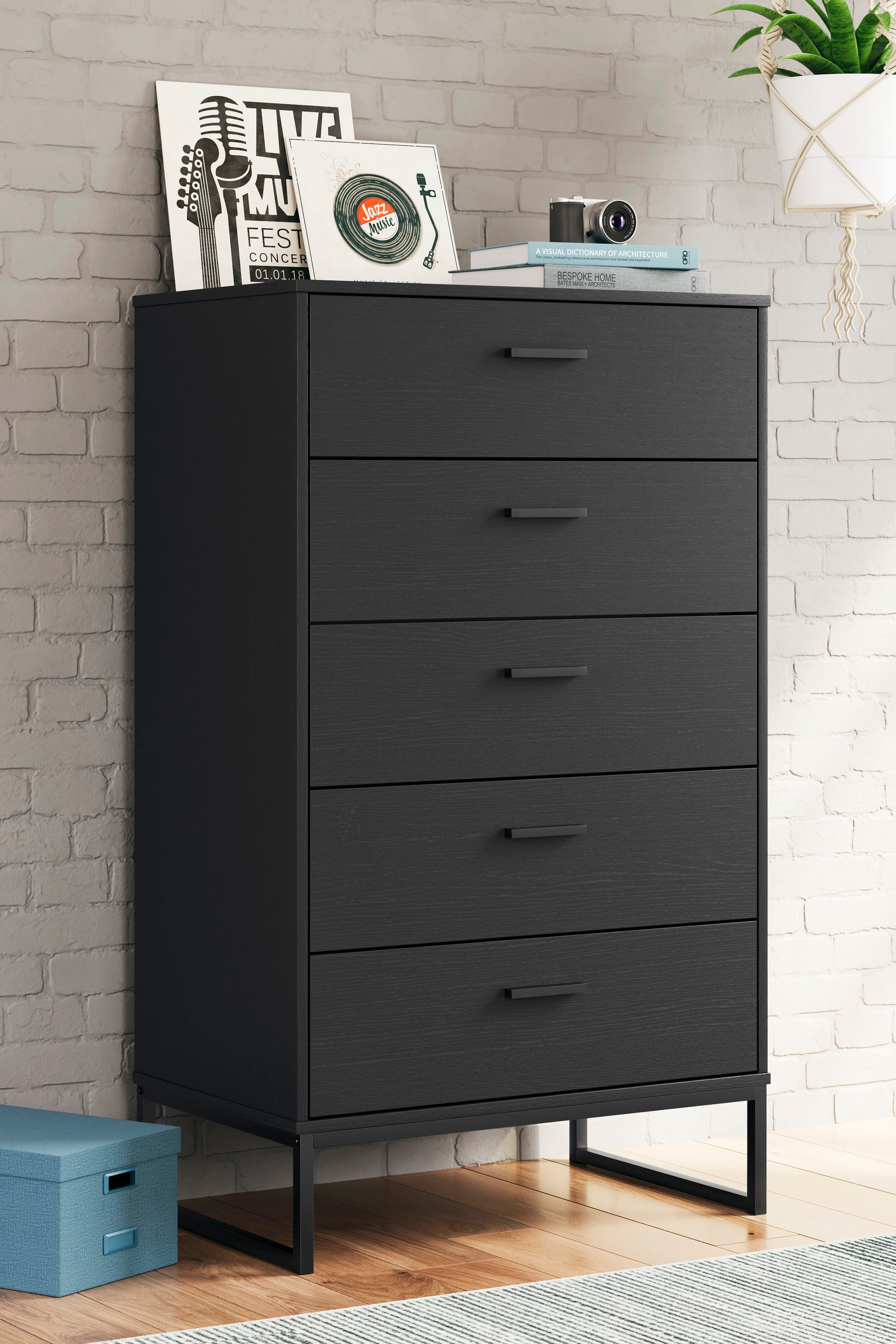 Socalle Chest of Drawers