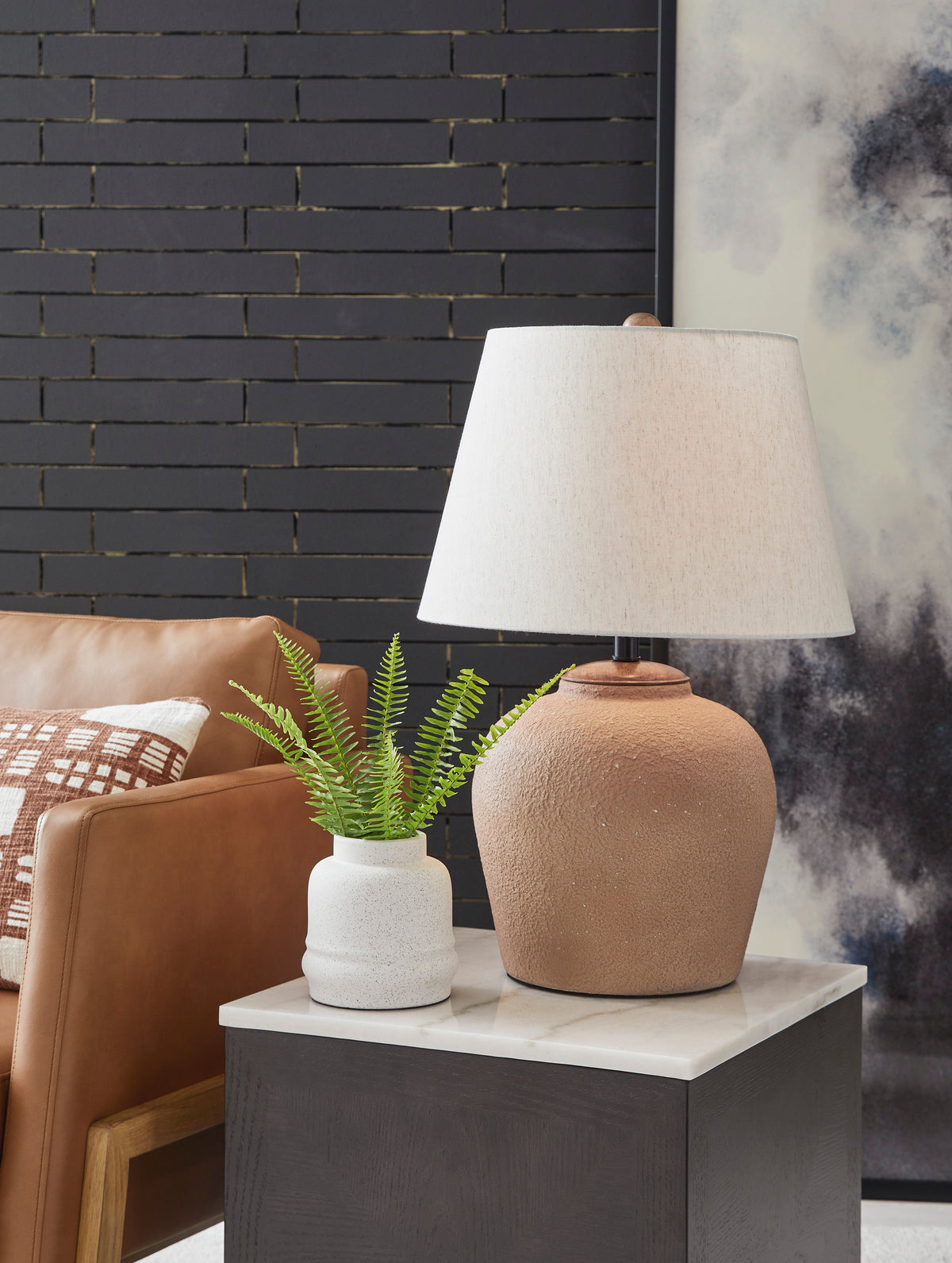 Ashely Scantor Metal Table Lamp