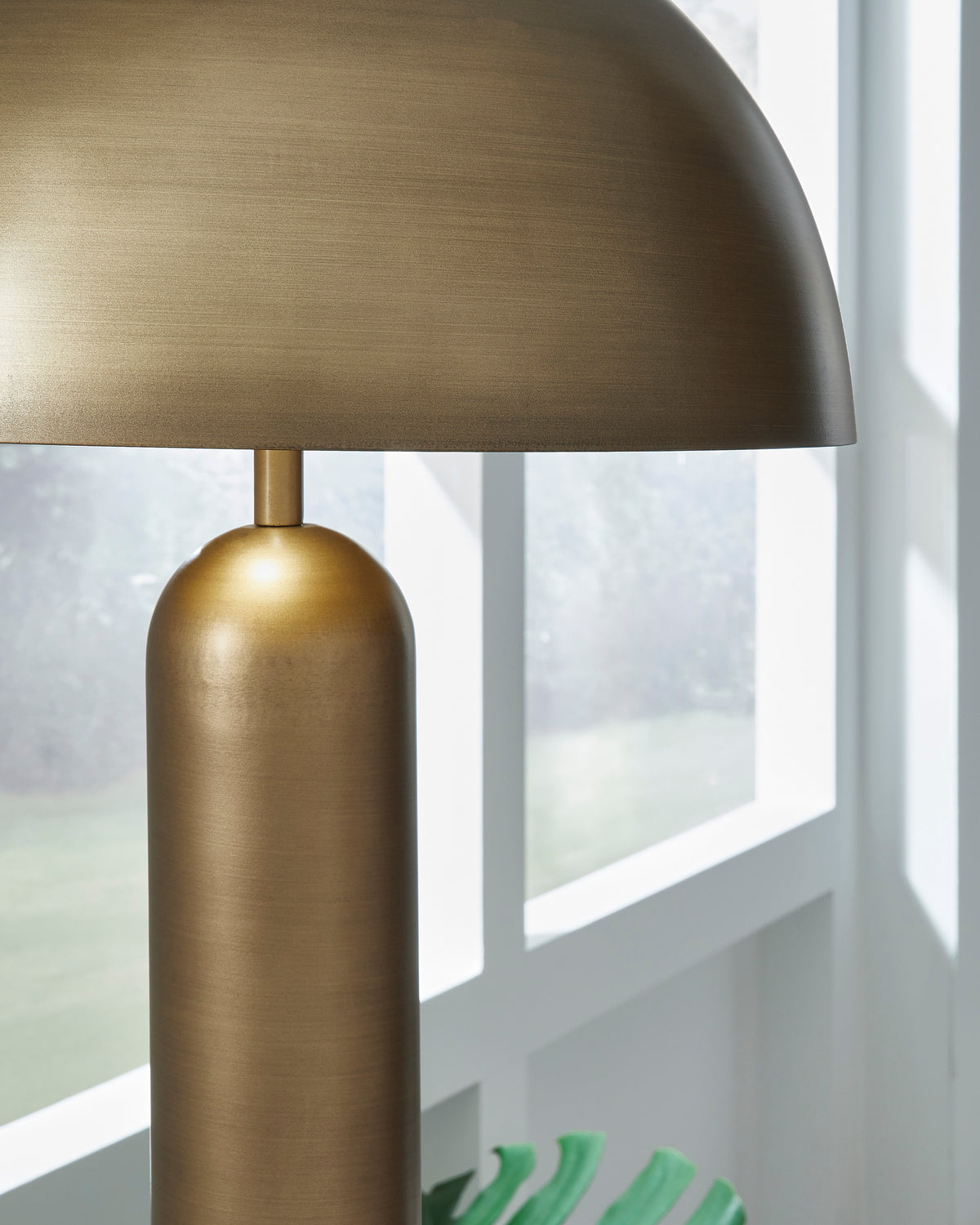Ashley Wendfield Metal Floor Lamp
