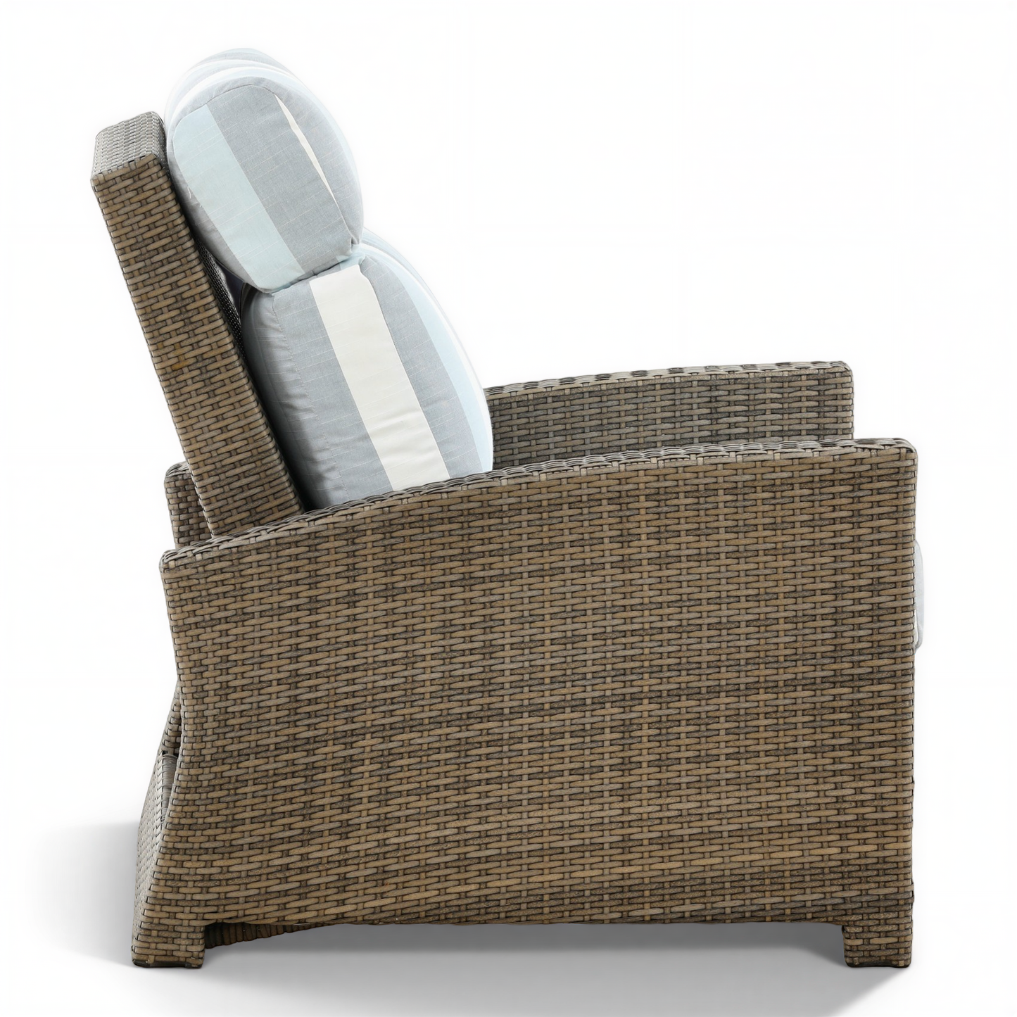 Universal Collection Outdoor Patio Recliner with Cushion