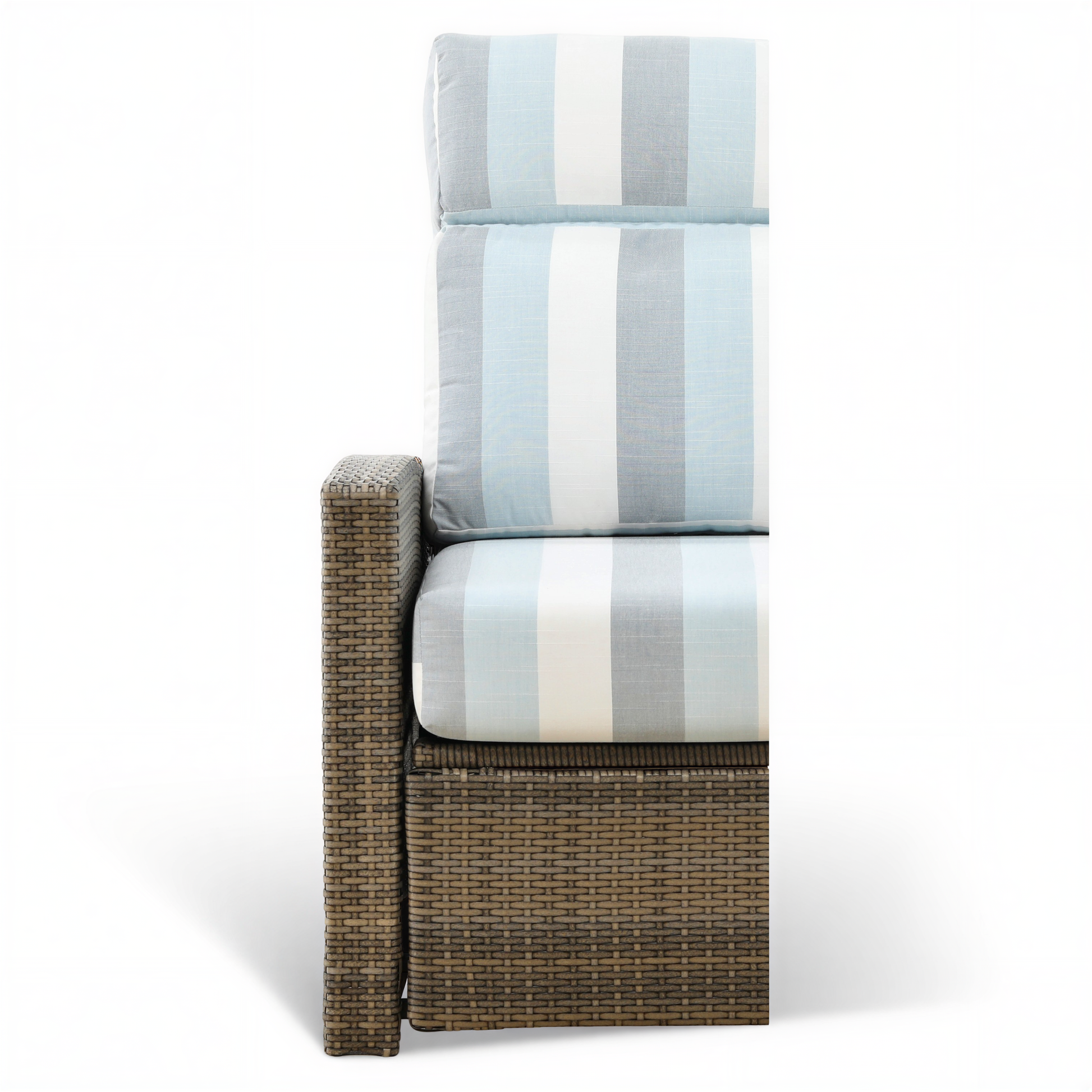 Universal Collection Outdoor Patio Recliner with Cushion