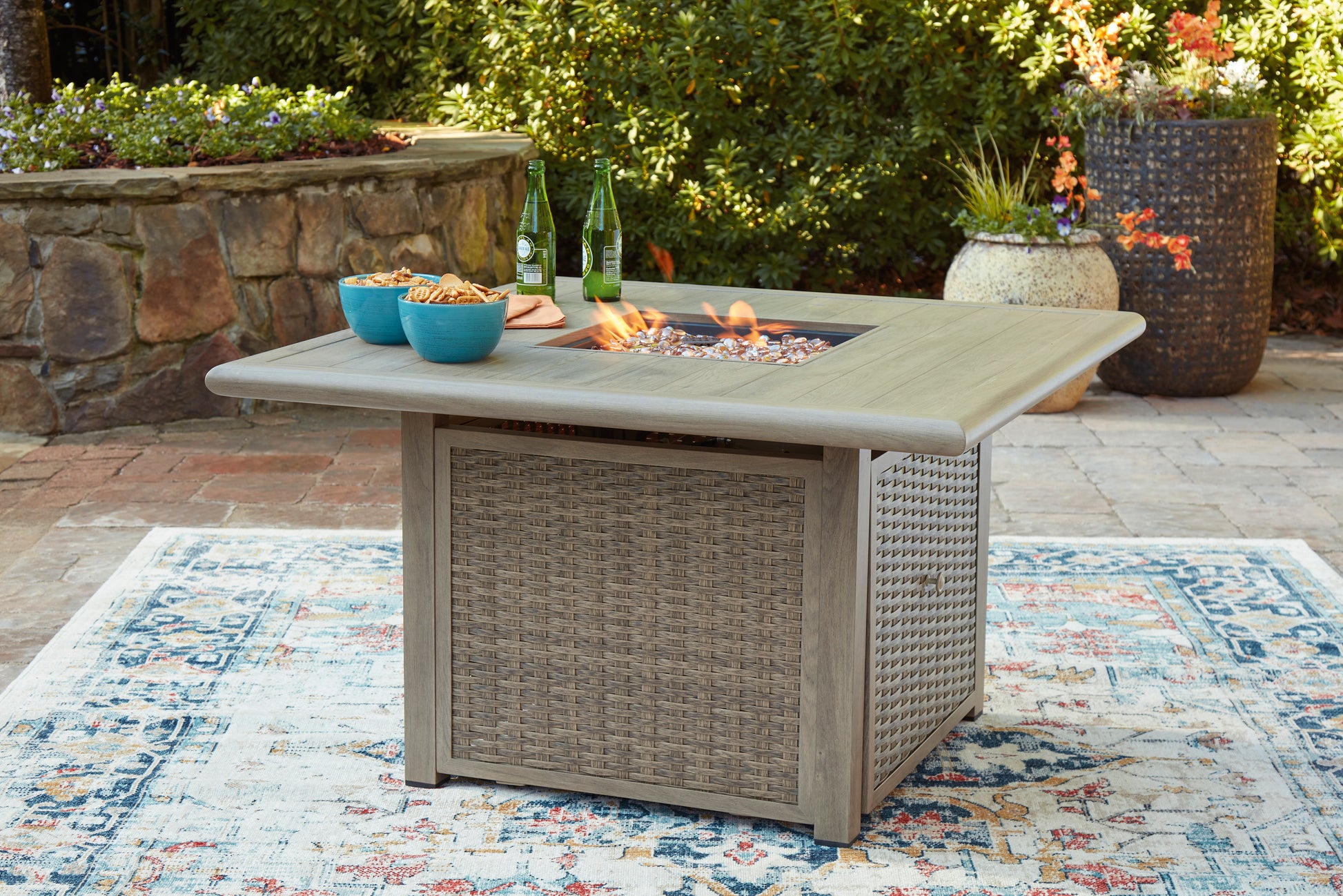 Carisbo Square Fire Pit Table