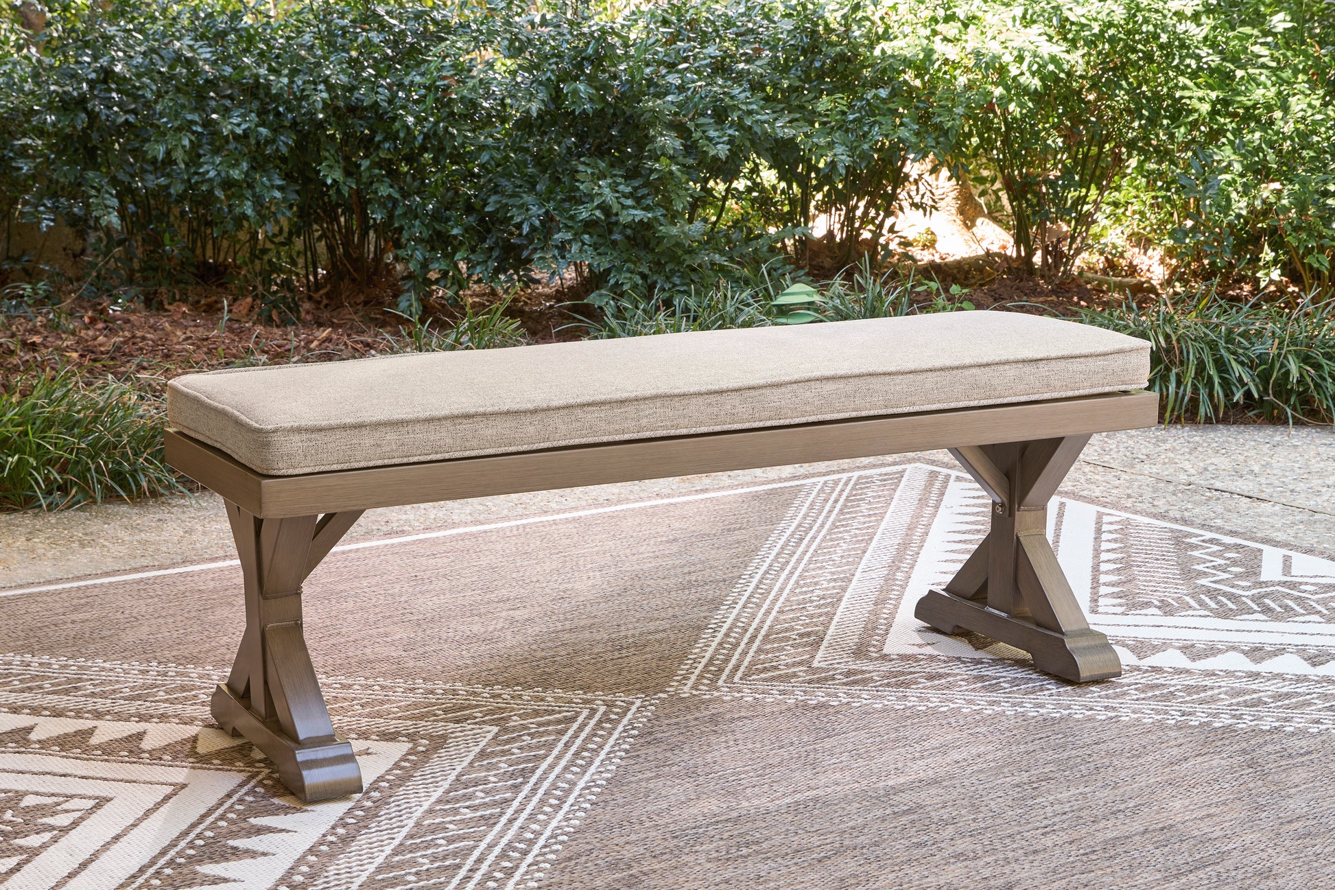 Revare Beach Bench with Cushion