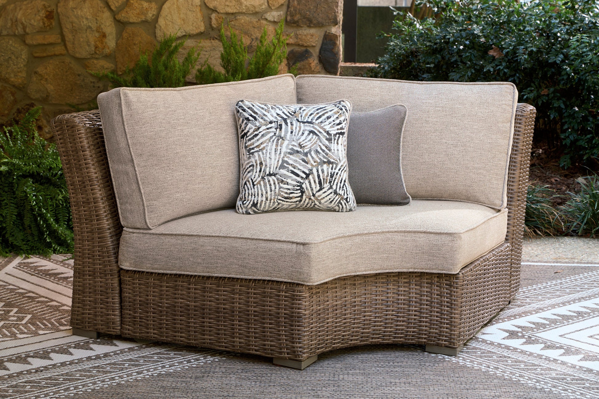 Ashley Revare Beach Outdoor Patio Curved Corner Chair w/Cushion