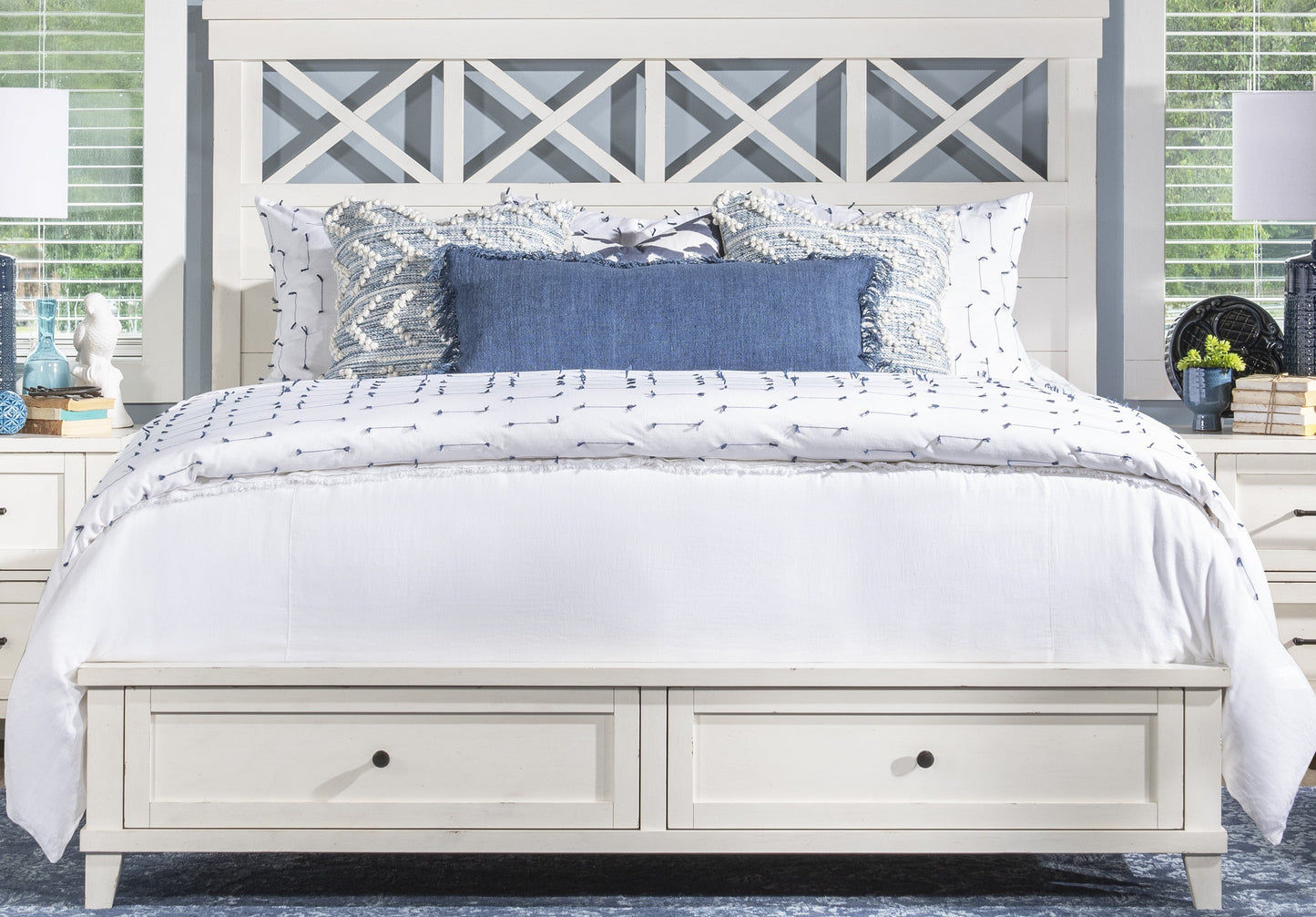 Trisha Yearwood XXX's & OOO's Storage Bed