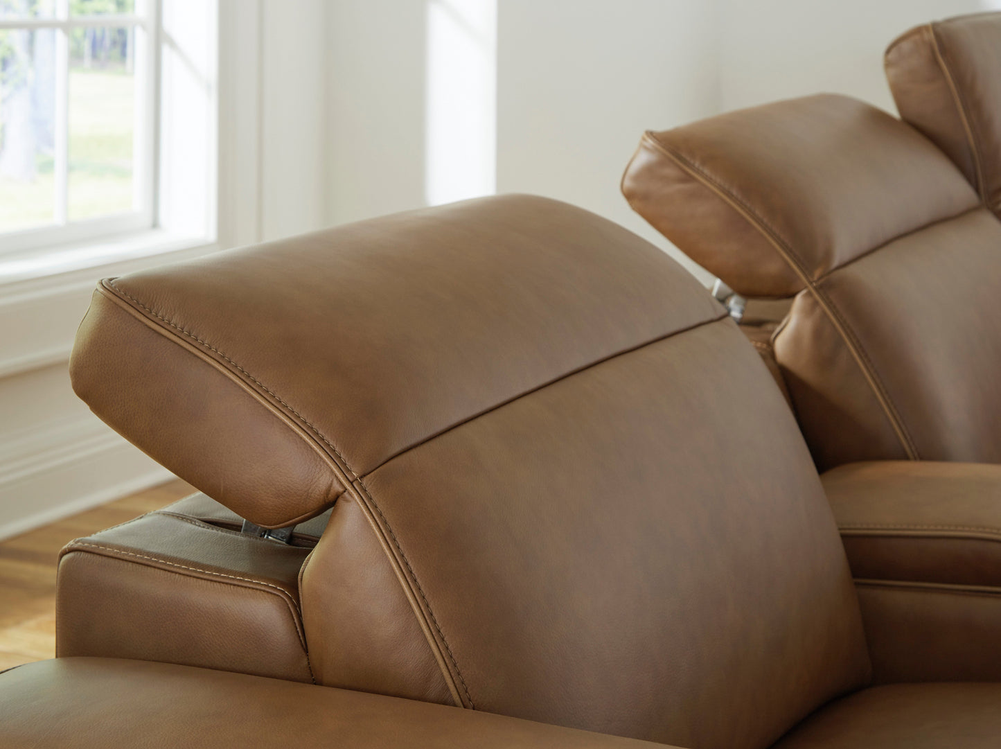 Rally-Up 6-Piece Power Reclining Sectional with Console