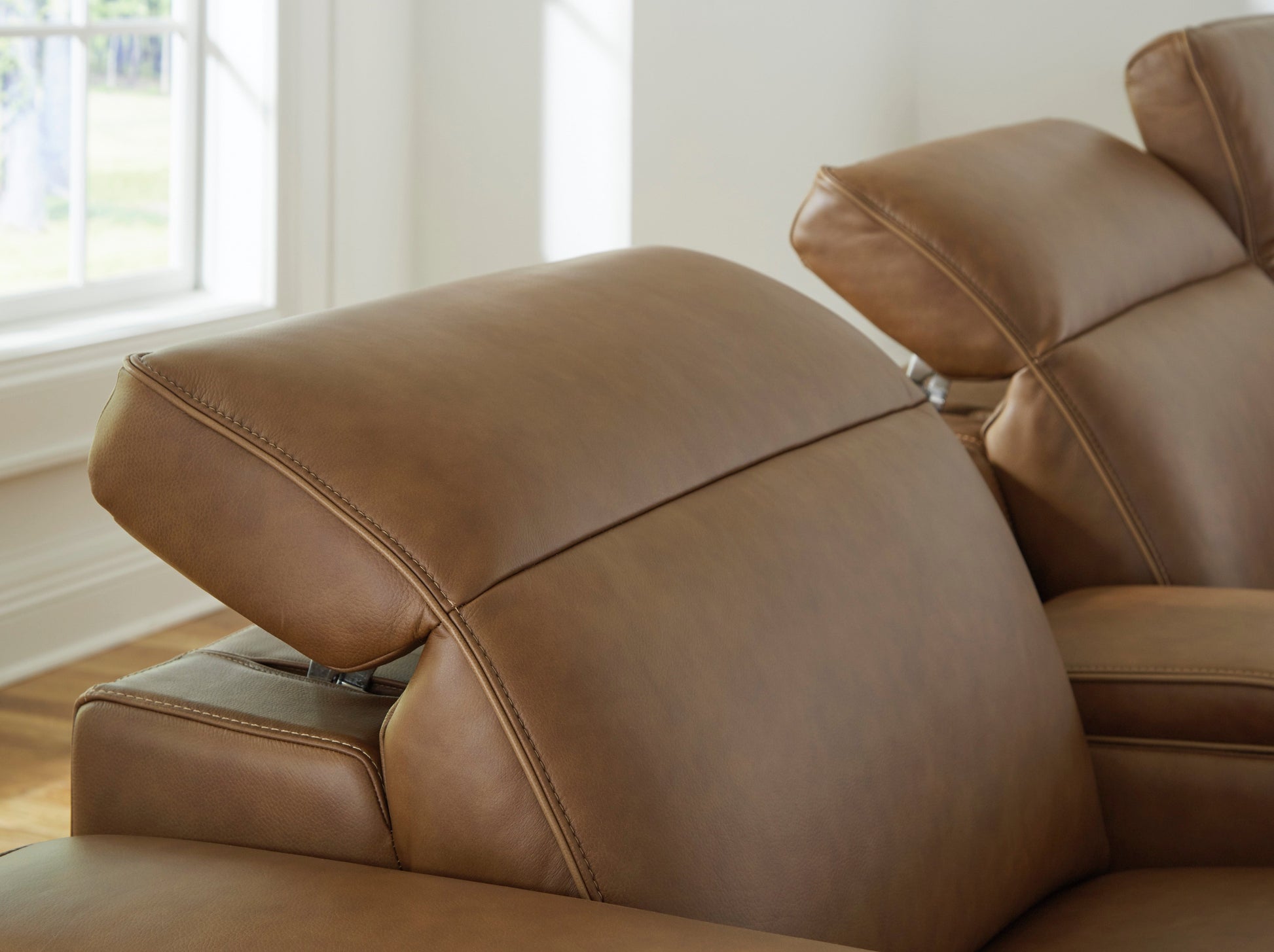 Rally-Up 6-Piece Power Reclining Sectional with Console